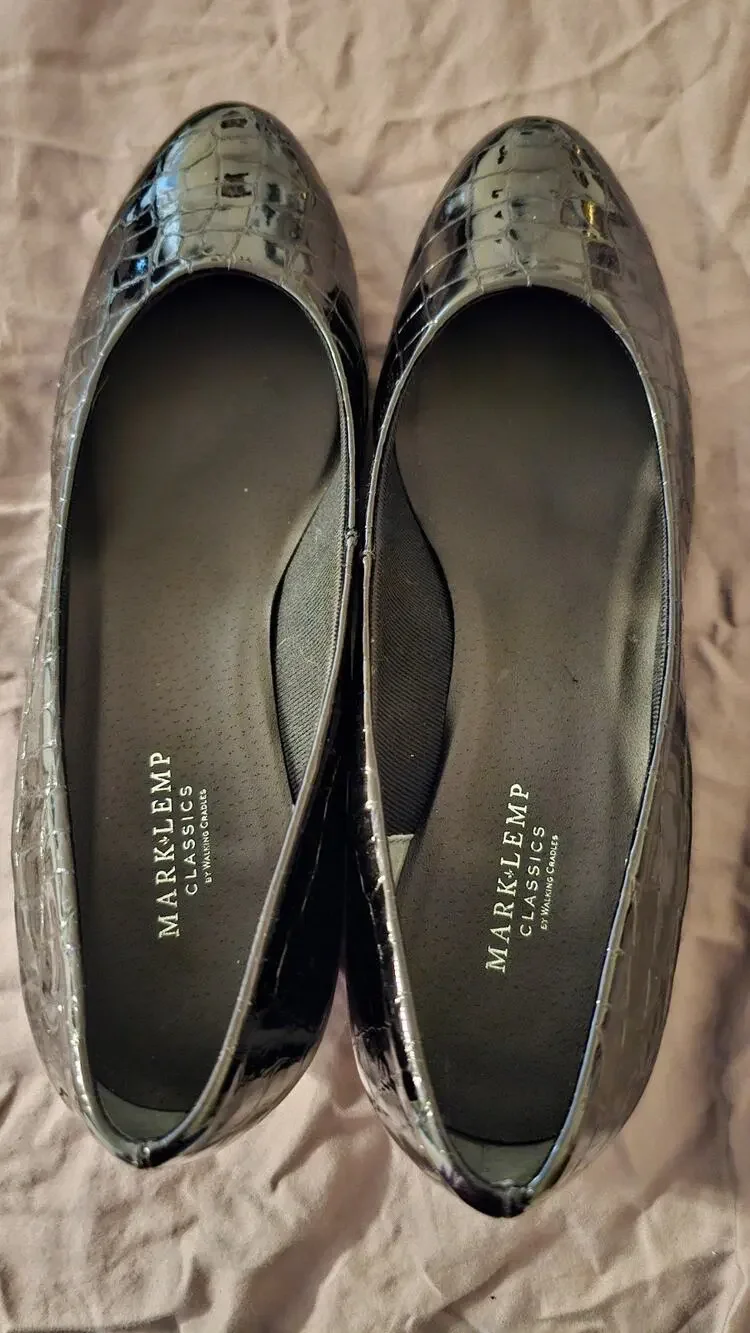 NWOB Mark Klemp Croc Embossed Pump Slip on Size 11